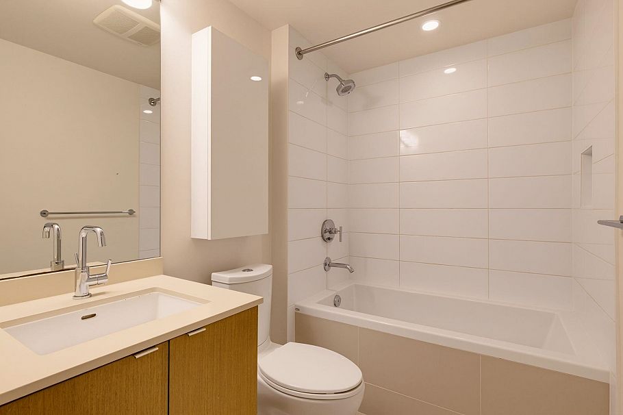 203 111 E 1st Avenue Vancouver, BC - 12