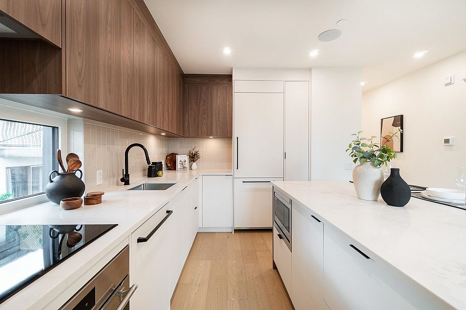 123 1552 E 3rd Avenue Vancouver, BC - 12