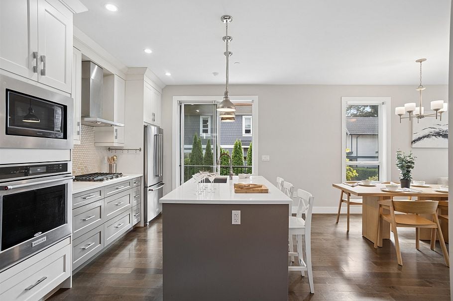 2020 Carson Court North Vancouver, BC - 9