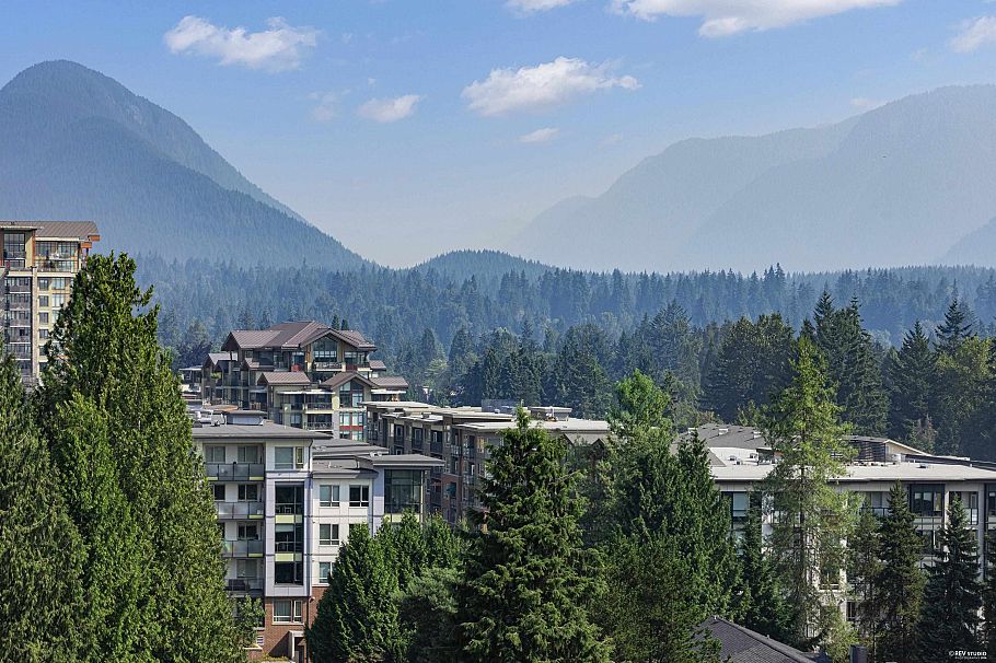 904 2375 Emery Court North Vancouver, BC - 2