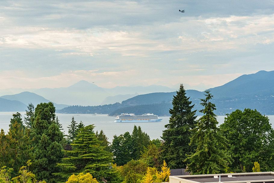 602 6080 Iona Drive Vancouver, BC - 24