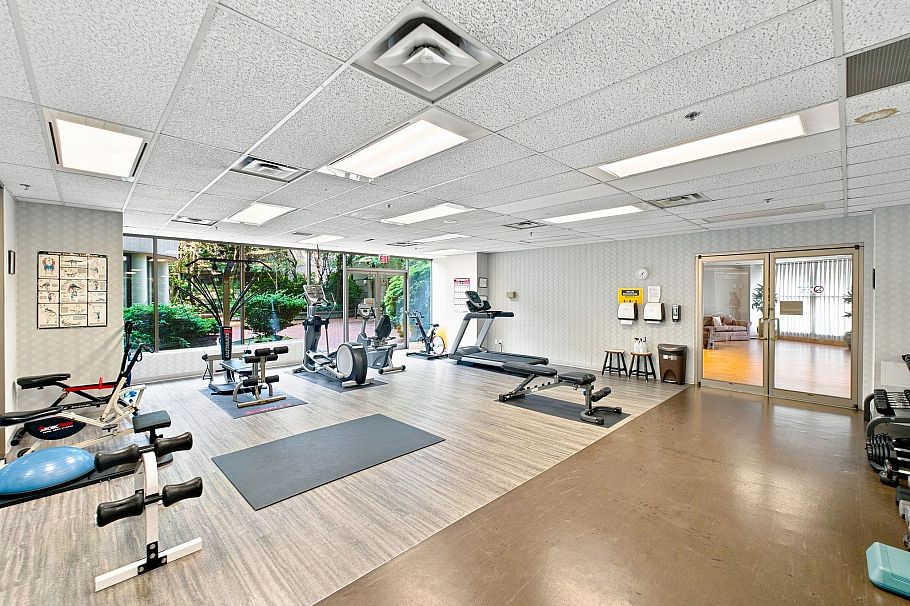 2301 909 Burrard Street Vancouver, BC - 35
