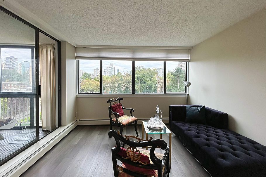 606 1740 Comox Street Vancouver, BC - 5