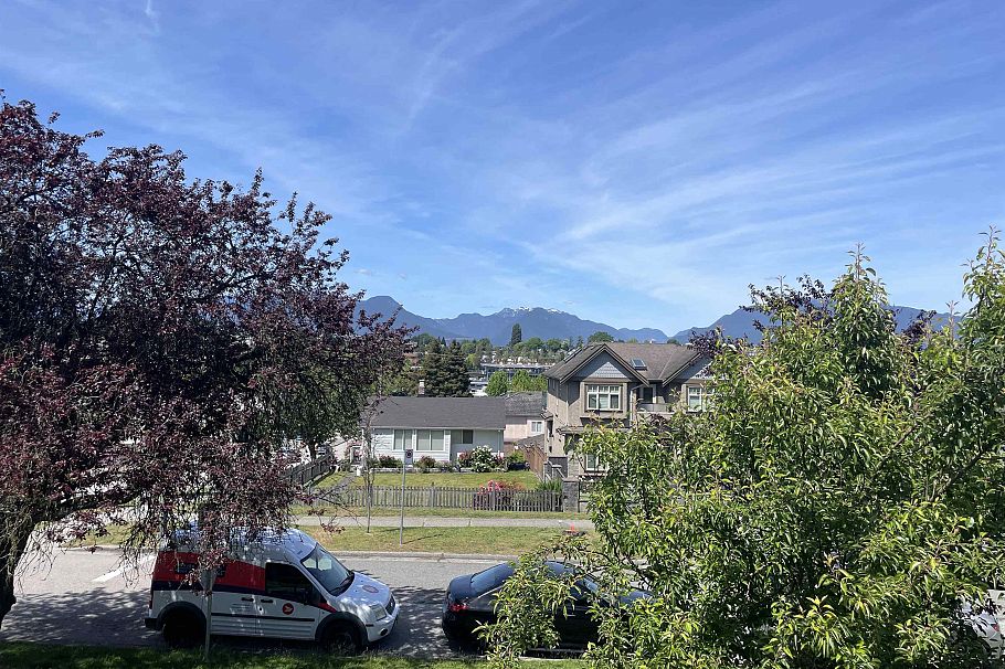 3305 Worthington Drive Vancouver, BC - 8
