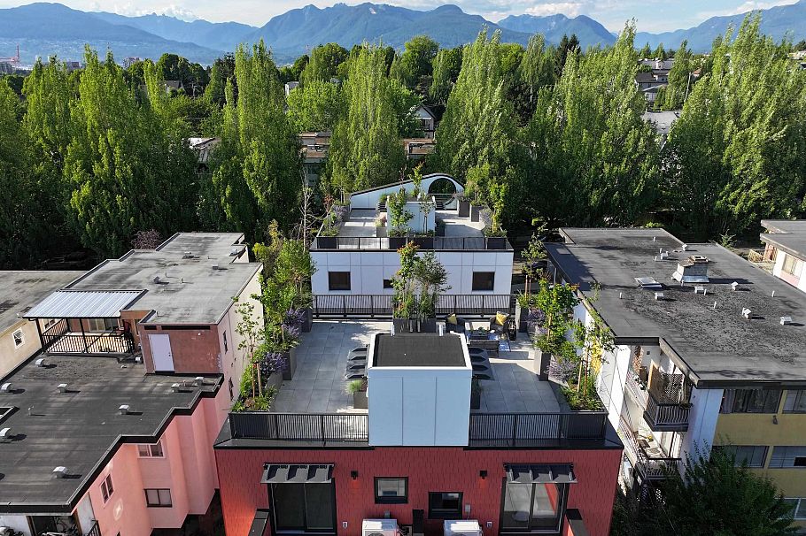 123 1552 E 3rd Avenue Vancouver, BC - 37