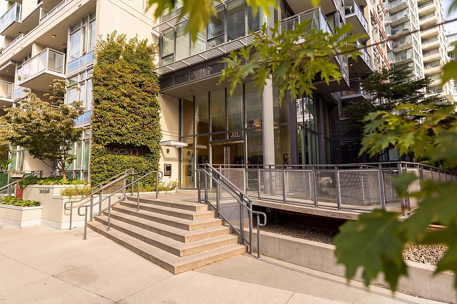 203 111 E 1st Avenue Vancouver, BC - 18