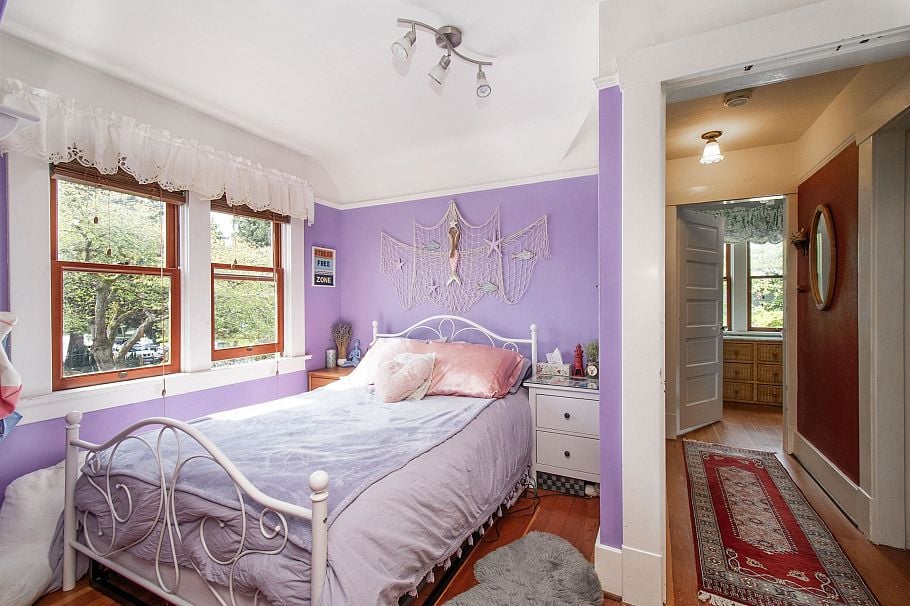 1560 Macgowan Avenue North Vancouver, BC - 25