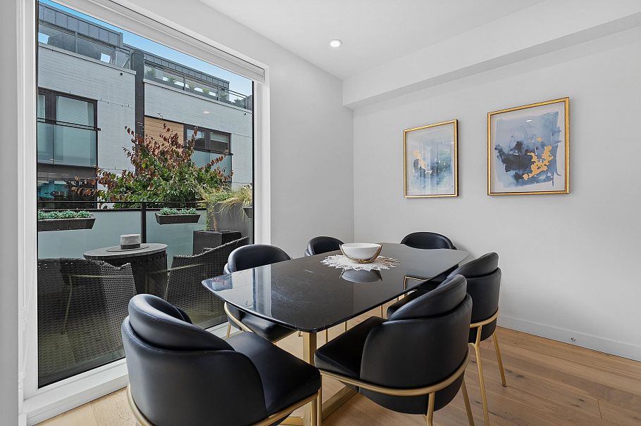 207 649 E 3 Street North Vancouver, BC - 14