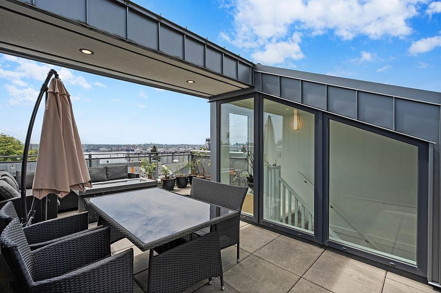 207 649 E 3 Street North Vancouver, BC - 31