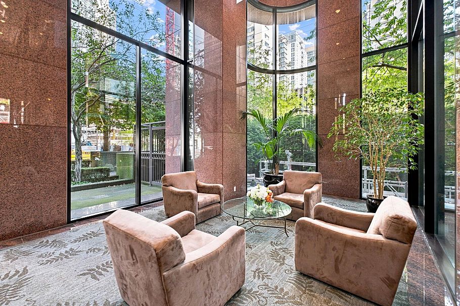 15C 1500 Alberni Street Vancouver, BC - 26