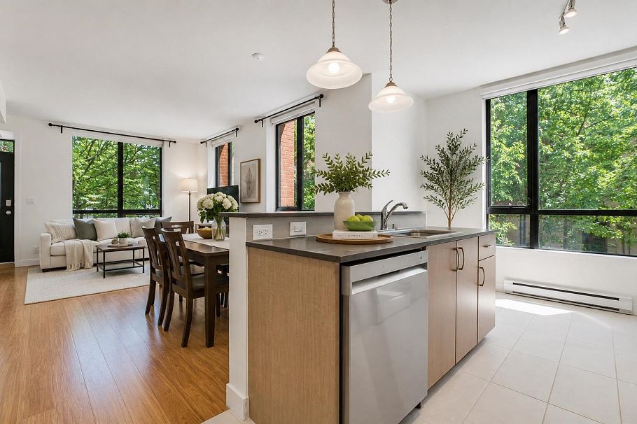 308 Smithe Street Vancouver, BC - 36