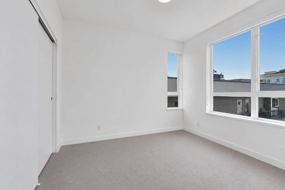 315 711 W 14th Street North Vancouver, BC - 14