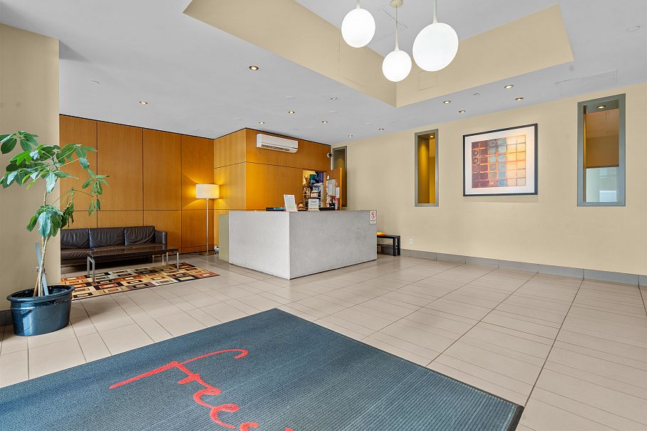 705 1082 Seymour Street Vancouver, BC - 3