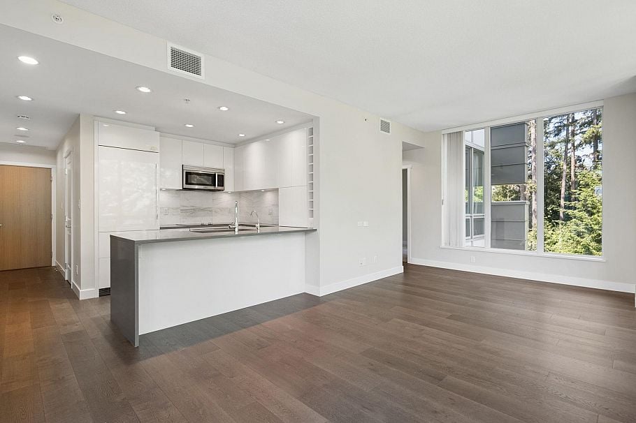 710 5728 Berton Avenue Vancouver, BC - 12