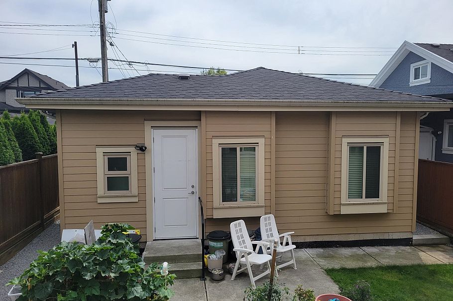 2962 Kitchener Street Vancouver, BC - 3