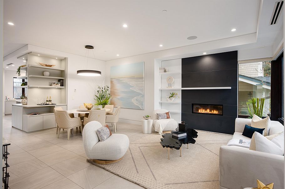 3953 W 21st Avenue Vancouver, BC - 4