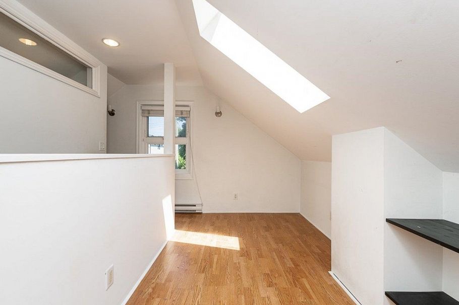 2903 W 42nd Avenue Vancouver, BC - 20