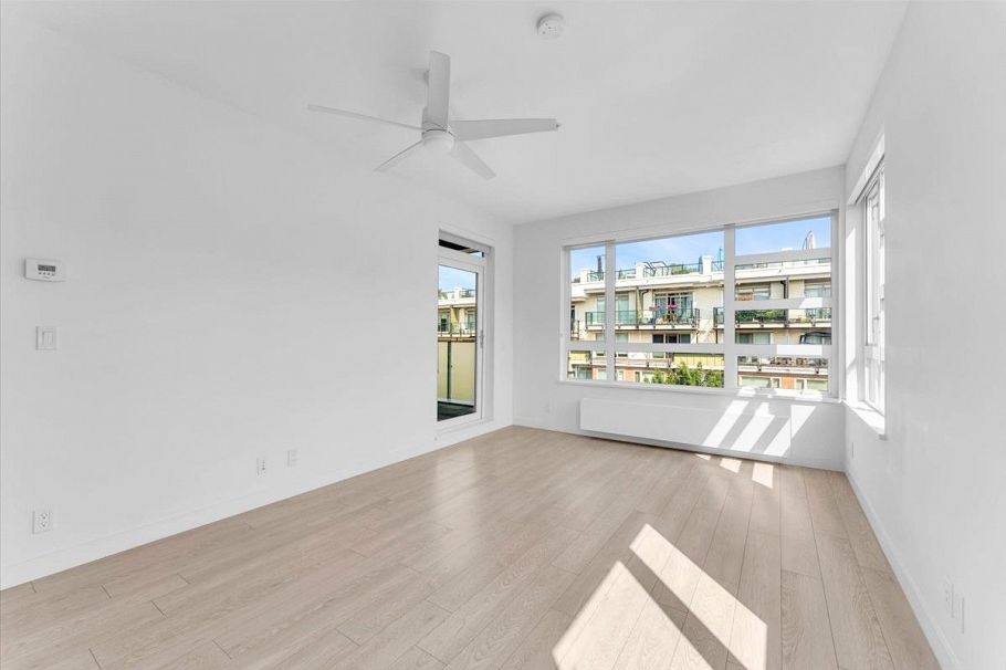 315 711 W 14th Street North Vancouver, BC - 6