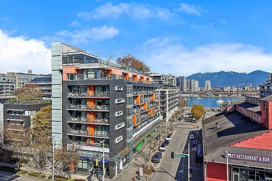 610 123 W 1st Avenue Vancouver, BC - 2