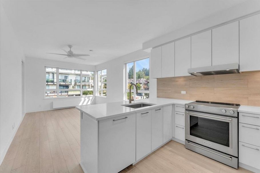 315 711 W 14th Street North Vancouver, BC - 7