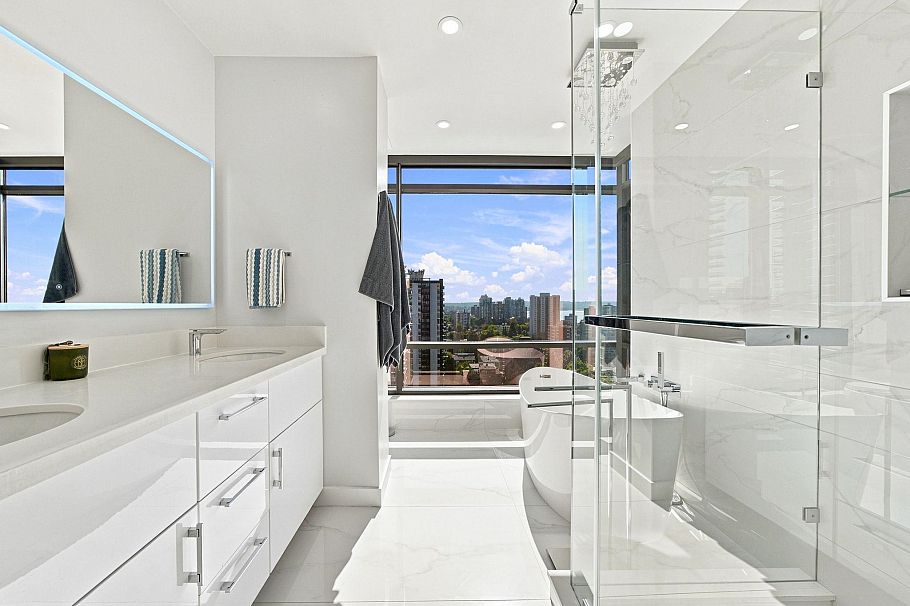 15C 1500 Alberni Street Vancouver, BC - 9