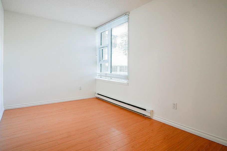 101 1845 Robson Street Vancouver, BC - 12