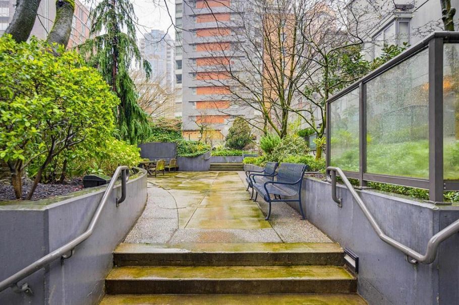 2307 501 Pacific Street Vancouver, BC - 31