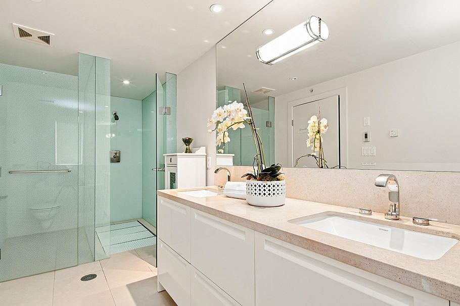 602 6080 Iona Drive Vancouver, BC - 15