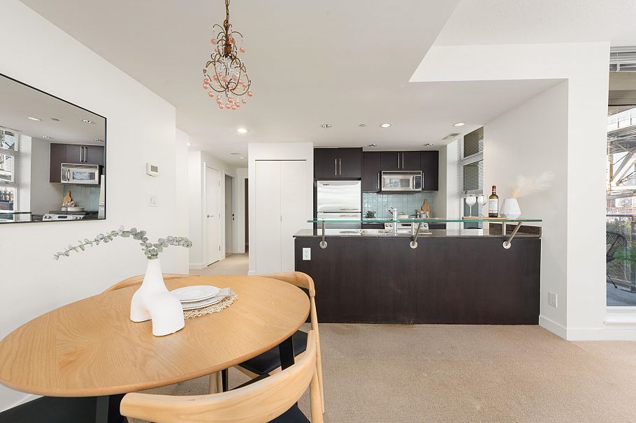 605 633 Kinghorne Mews Vancouver, BC - 12