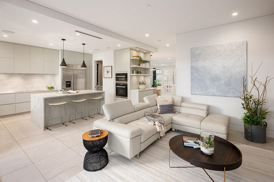 3953 W 21st Avenue Vancouver, BC - 9