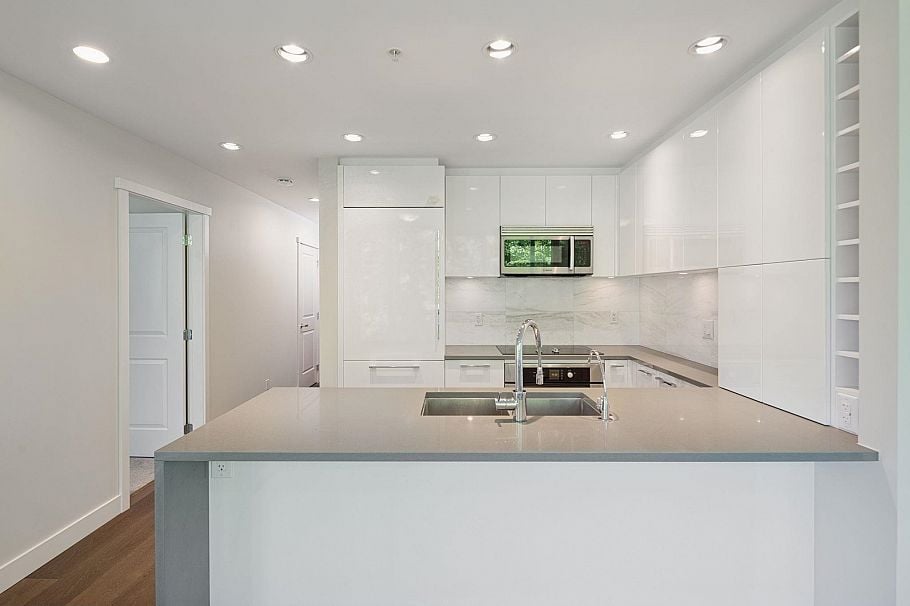 710 5728 Berton Avenue Vancouver, BC - 14