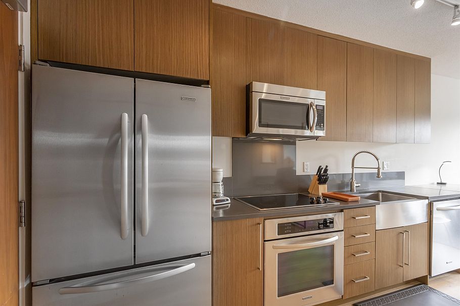 463 250 E 6 Street Vancouver, BC - 7