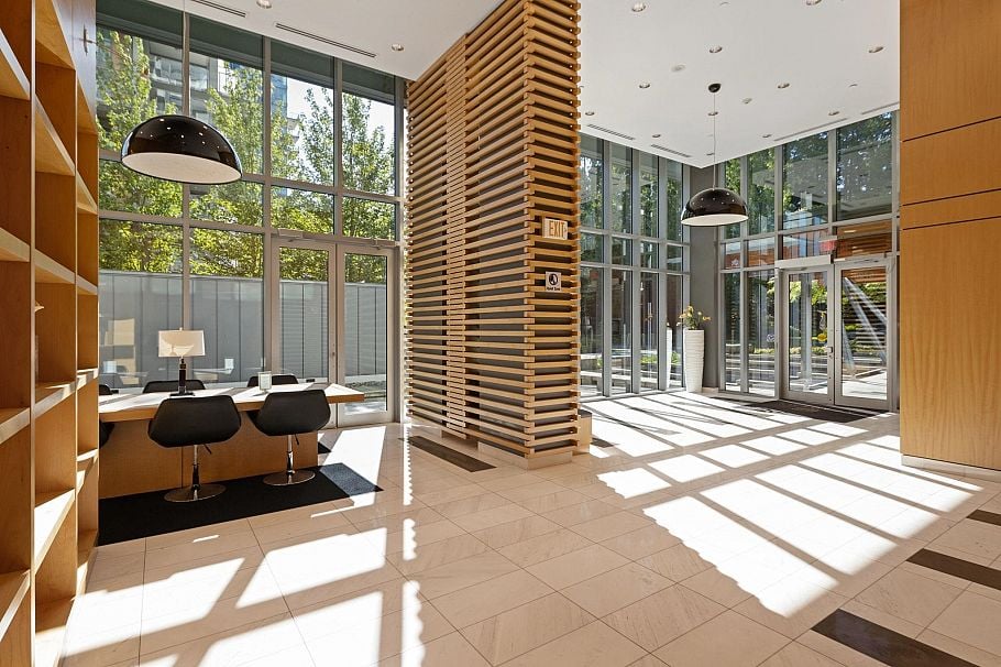 710 5728 Berton Avenue Vancouver, BC - 29