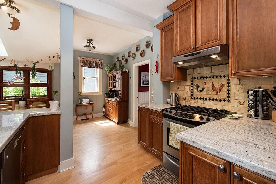 1560 Macgowan Avenue North Vancouver, BC - 15