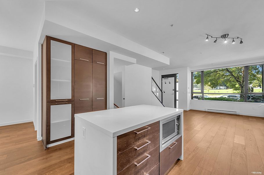 6346 Ash Street Vancouver, BC - 4