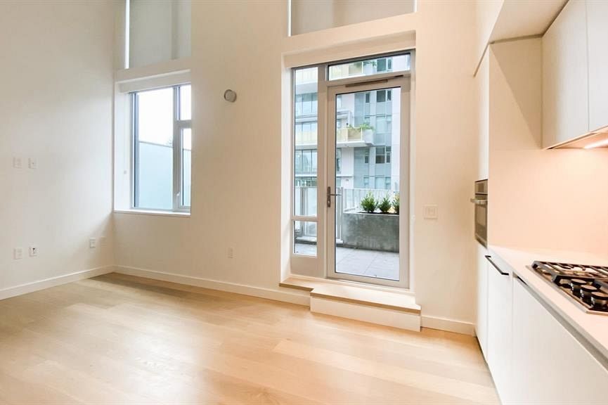 506 1365 Davie Street Vancouver, BC - 3
