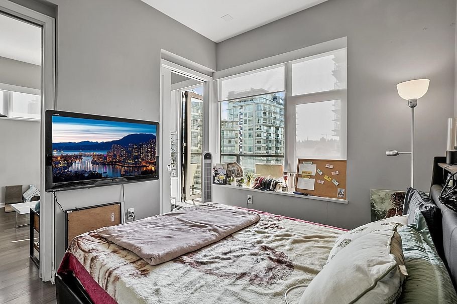 610 123 W 1st Avenue Vancouver, BC - 9