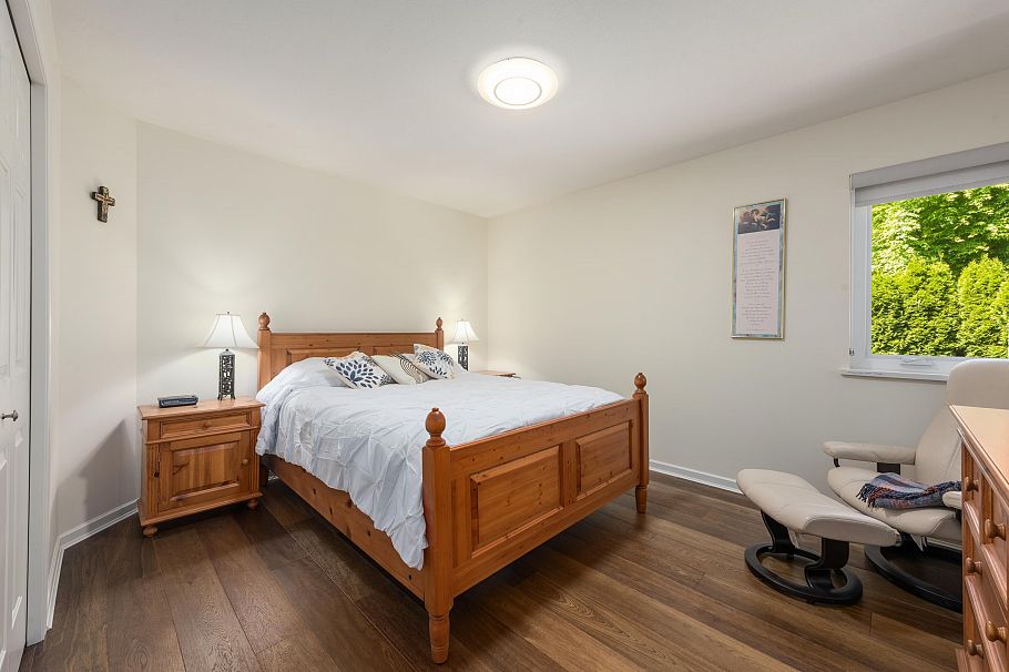 772 Regal Crescent North Vancouver, BC - 24