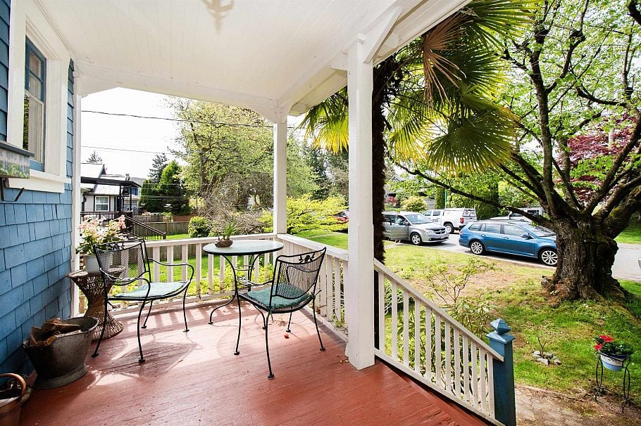1560 Macgowan Avenue North Vancouver, BC - 3