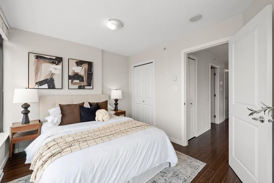 707 1068 W Broadway Vancouver, BC - 20