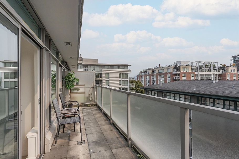 463 250 E 6 Street Vancouver, BC - 15