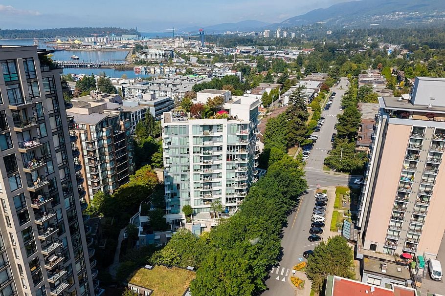 503 175 W 2nd Street North Vancouver, BC - 1