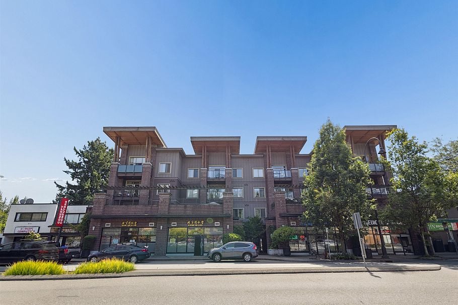 206 1273 Marine Drive North Vancouver, BC - 1