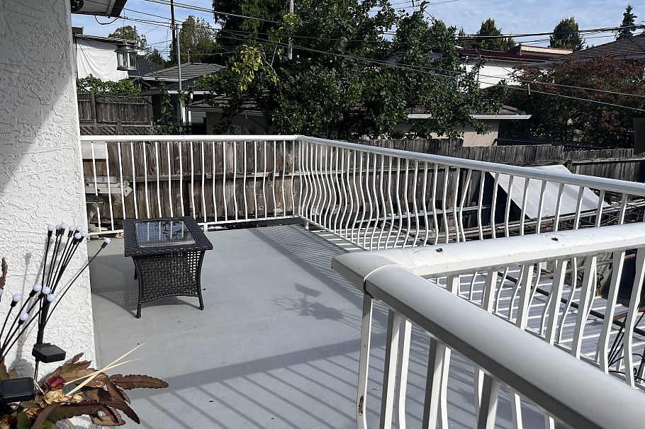 2665 Ward Street Vancouver, BC - 22