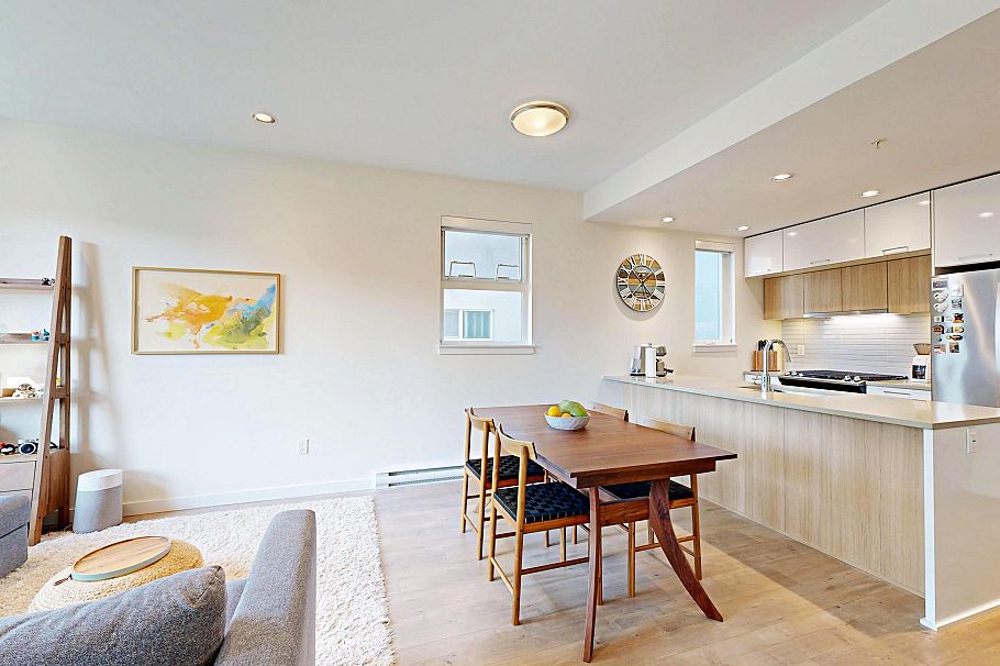 4527 Earles Street Vancouver, BC - 7