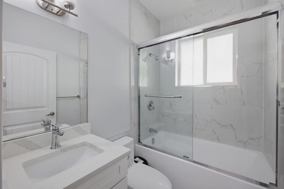 2008 Blairview Avenue North Vancouver, BC - 38