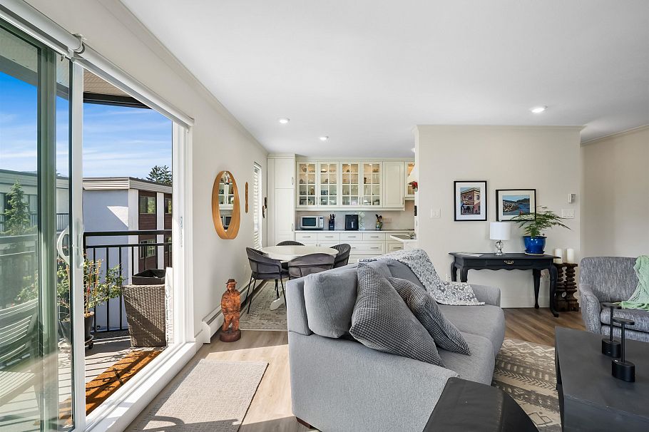 202 134 W 20th Street North Vancouver, BC - 13