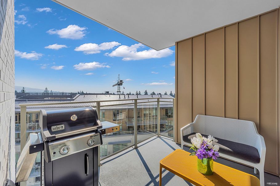 904 2375 Emery Court North Vancouver, BC - 25