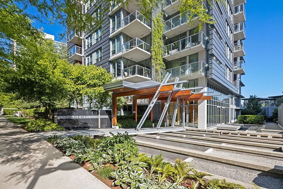 710 5728 Berton Avenue Vancouver, BC - 31
