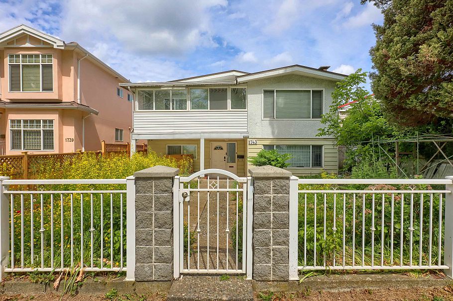 1743 E 49th Avenue Vancouver, BC - 1